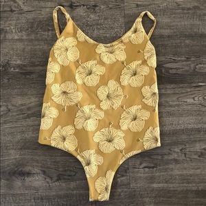 Na Wahine Lole - One Piece